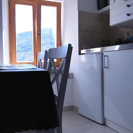 Heritage Apartments Kyra & Fox In Pitve, Hvar מראה חיצוני תמונה