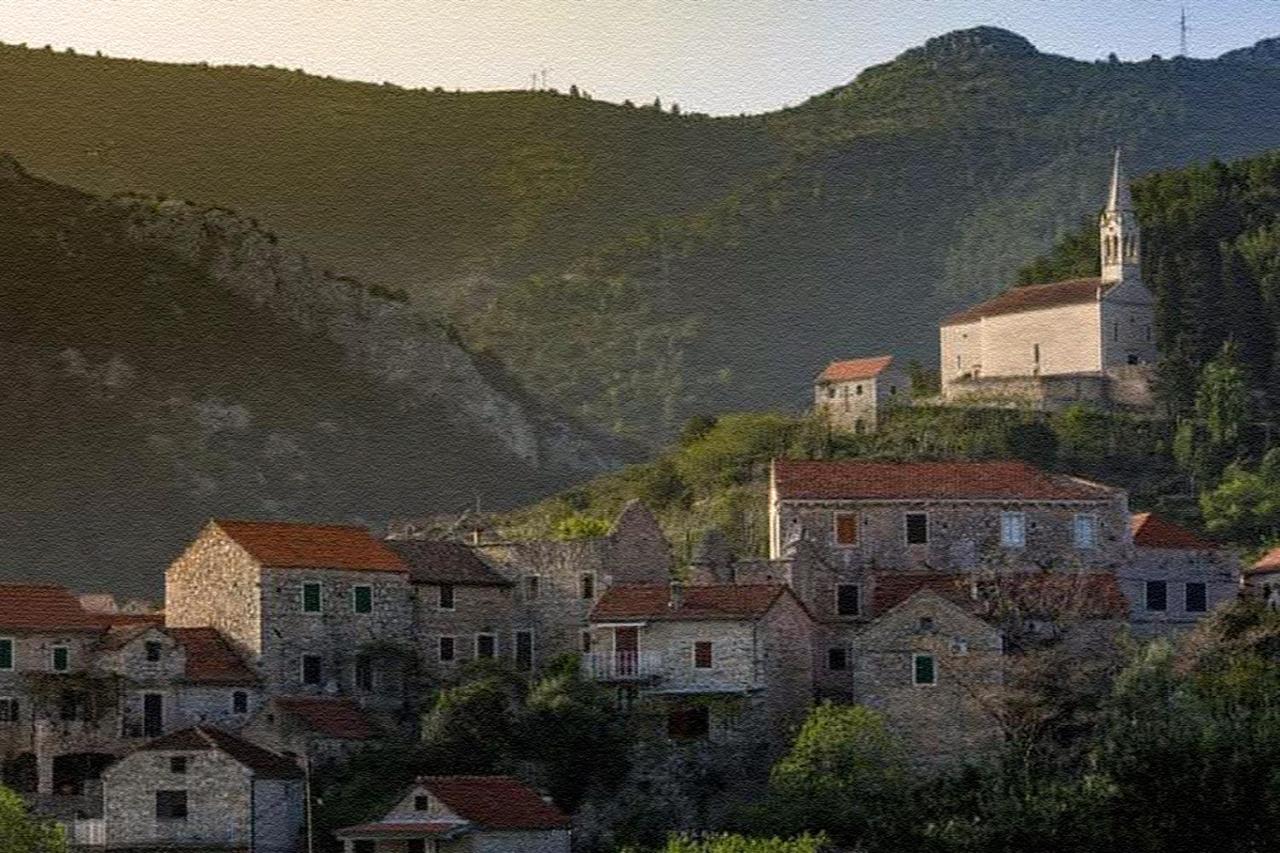 Heritage Apartments Kyra & Fox In Pitve, Hvar מראה חיצוני תמונה