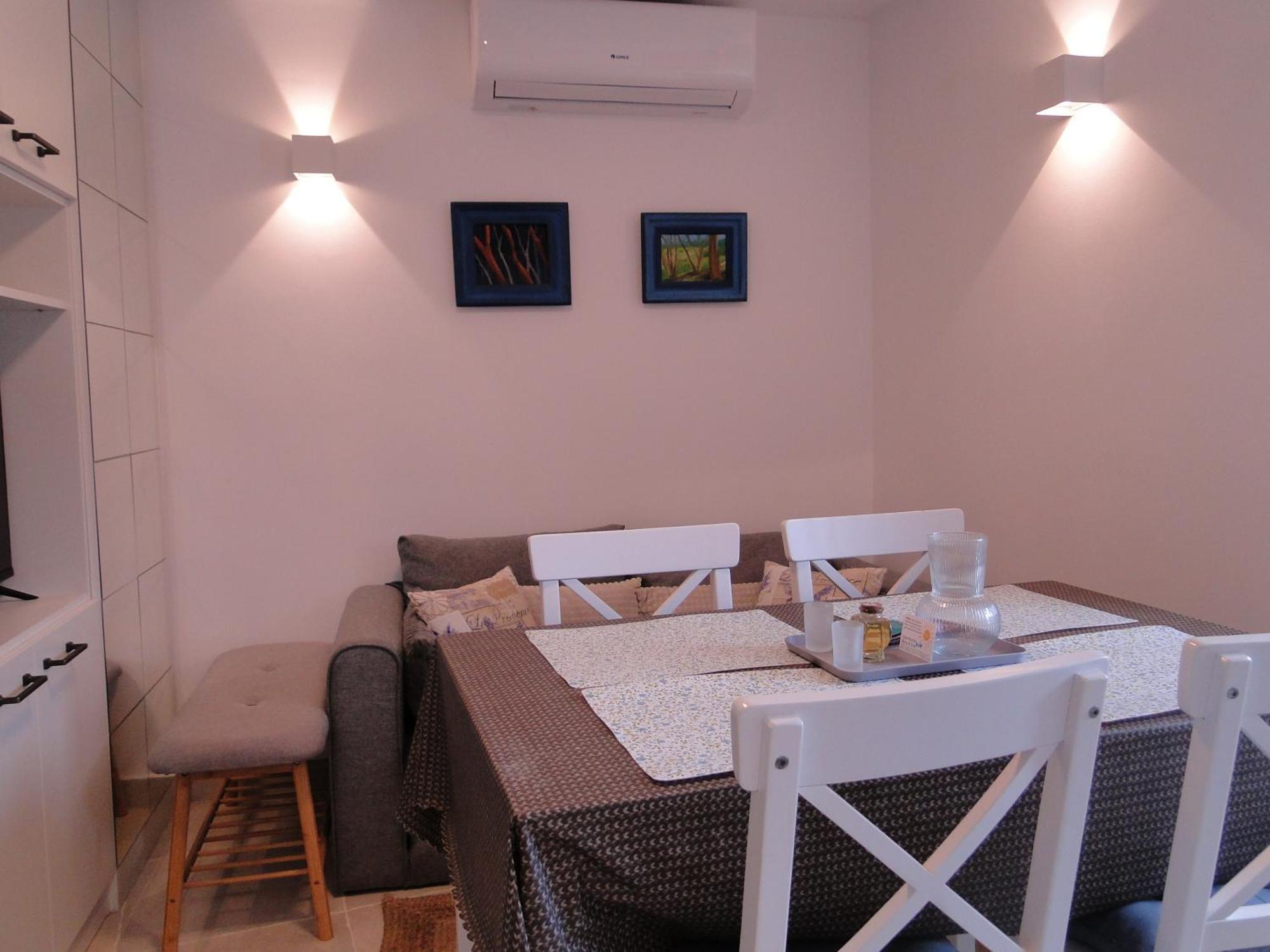 Heritage Apartments Kyra & Fox In Pitve, Hvar מראה חיצוני תמונה
