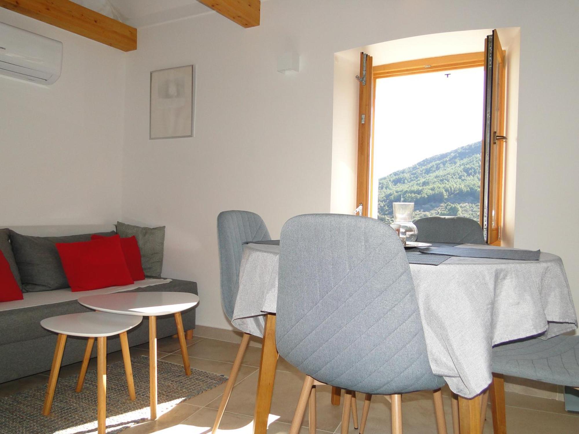 Heritage Apartments Kyra & Fox In Pitve, Hvar מראה חיצוני תמונה
